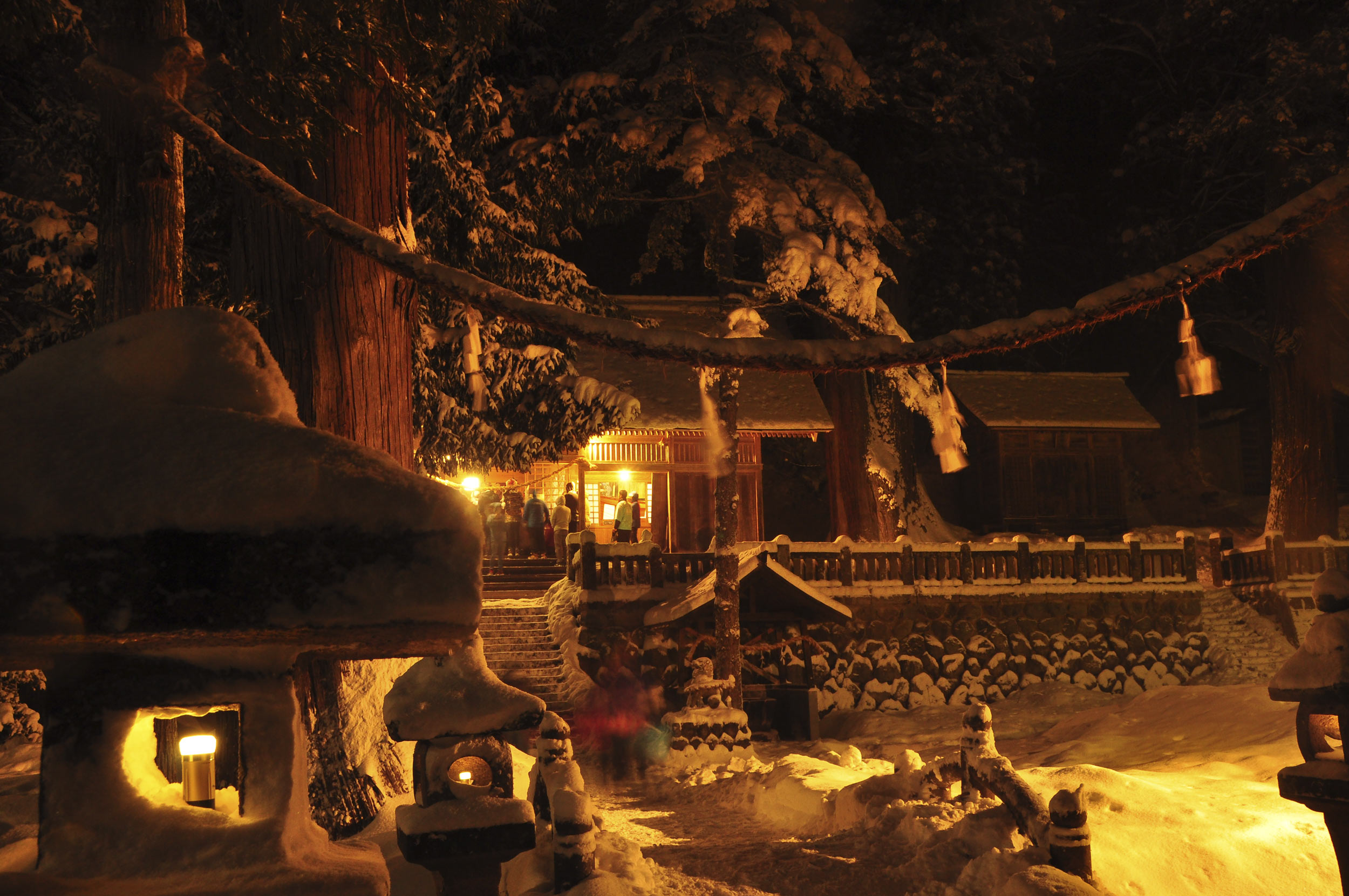 切久保諏訪神社（冬：夜祭）